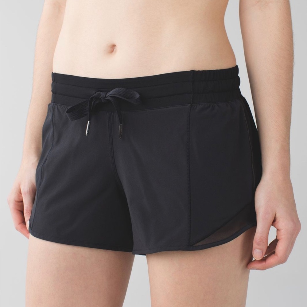 LULULEMON Hotty Hot Shorts BLACK — WITH TIE
